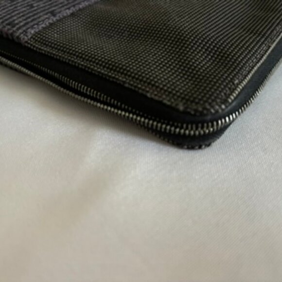 Hermes Clutch Bag Ale Line Zip Around Gray Canvas - Picture 7 of 16